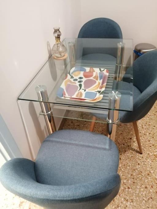 アテネΑνακαινισμένο 8 Λεπτά Από Το Μετρό.アパートメント エクステリア 写真